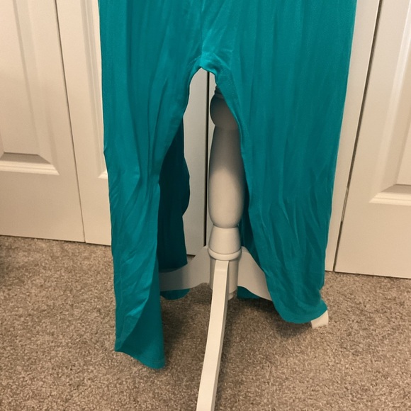 Elegant Teal Maxi Dress - Picture 9 of 15